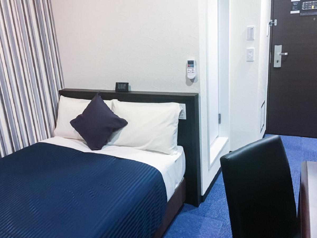 Hotel Livemax Yokkaichi Ekimae Экстерьер фото