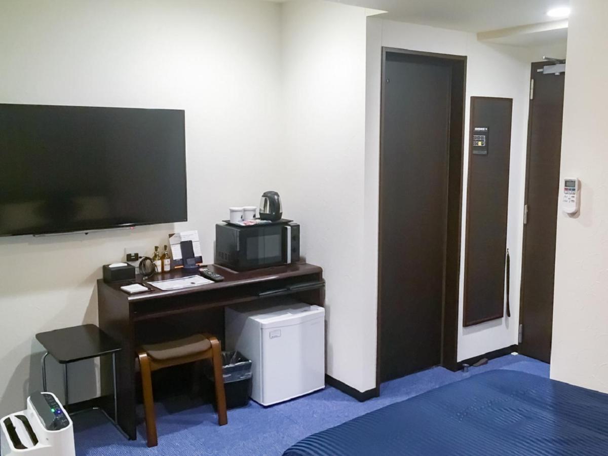 Hotel Livemax Yokkaichi Ekimae Экстерьер фото
